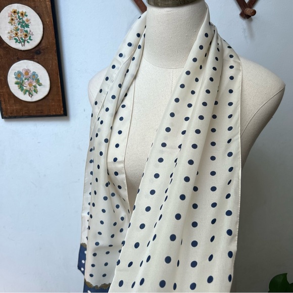 Sarah Coventry Vintage Swiss Dot Lightweight Scarf - Picture 5 of 6